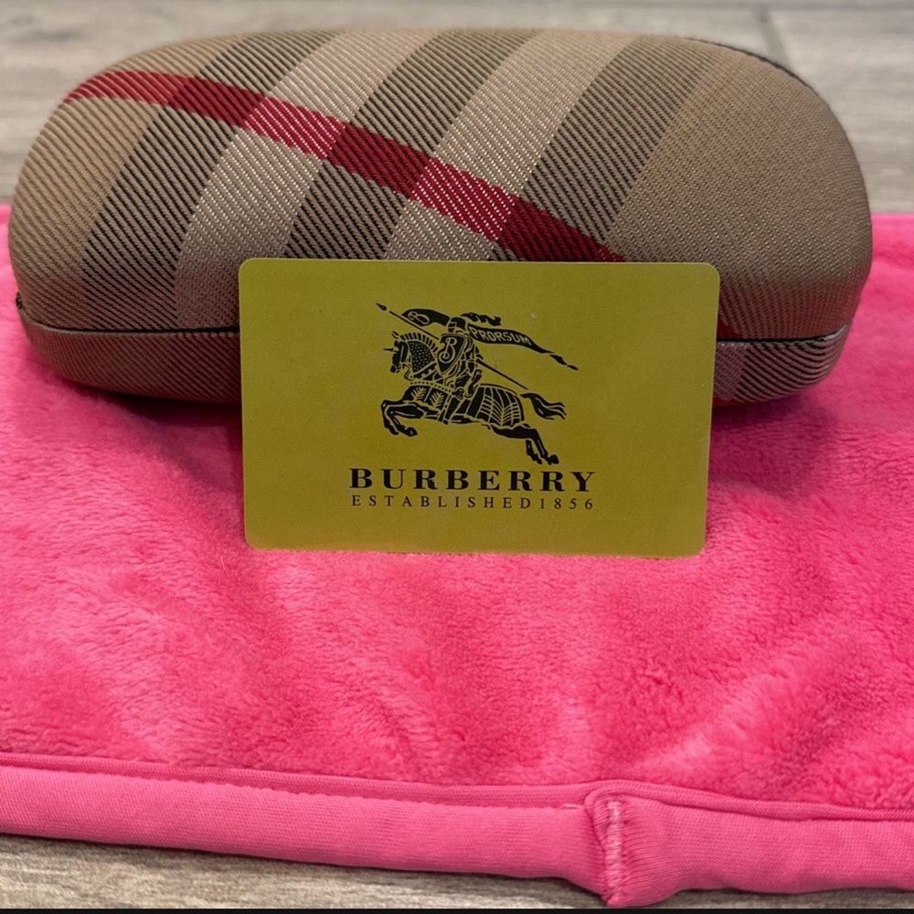 Burberry Oversized Sunglasses